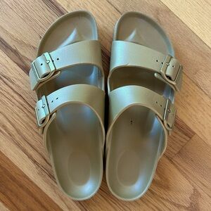 Birkenstock Women’s Arizona EVA Sandals in Metallic Gold (41)